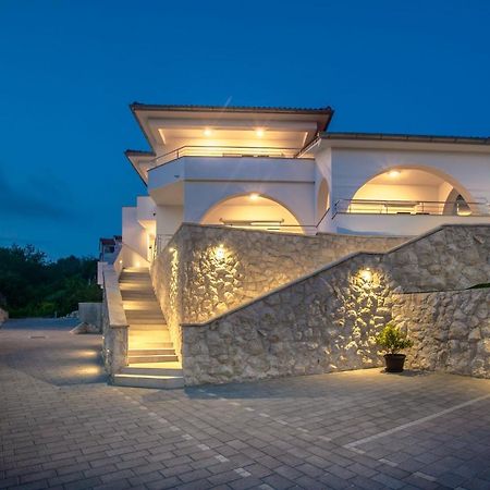 לופאר Apartmani Villa Zora מראה חיצוני תמונה