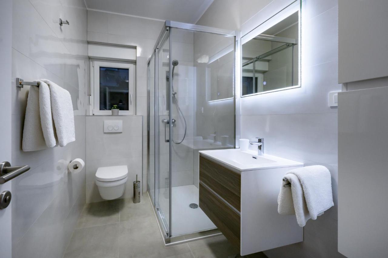 לופאר Apartmani Villa Zora מראה חיצוני תמונה