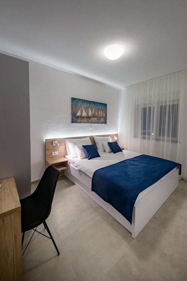 לופאר Apartmani Villa Zora מראה חיצוני תמונה