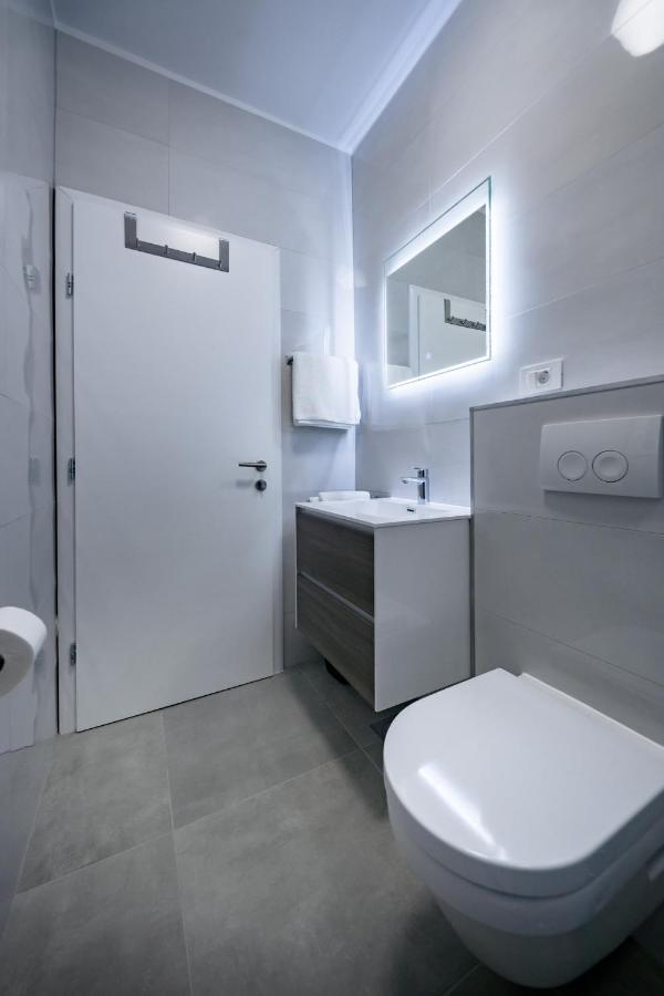 לופאר Apartmani Villa Zora מראה חיצוני תמונה