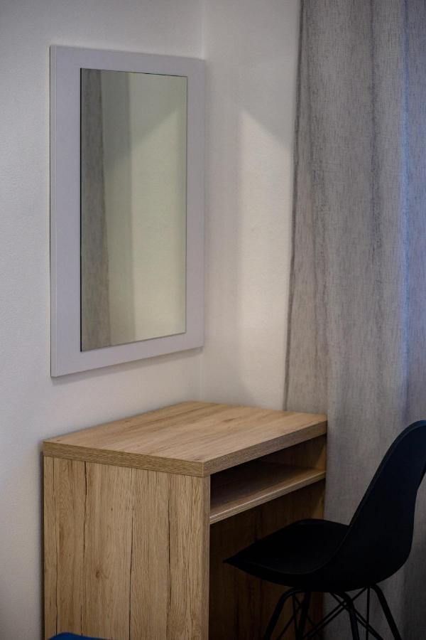 לופאר Apartmani Villa Zora מראה חיצוני תמונה