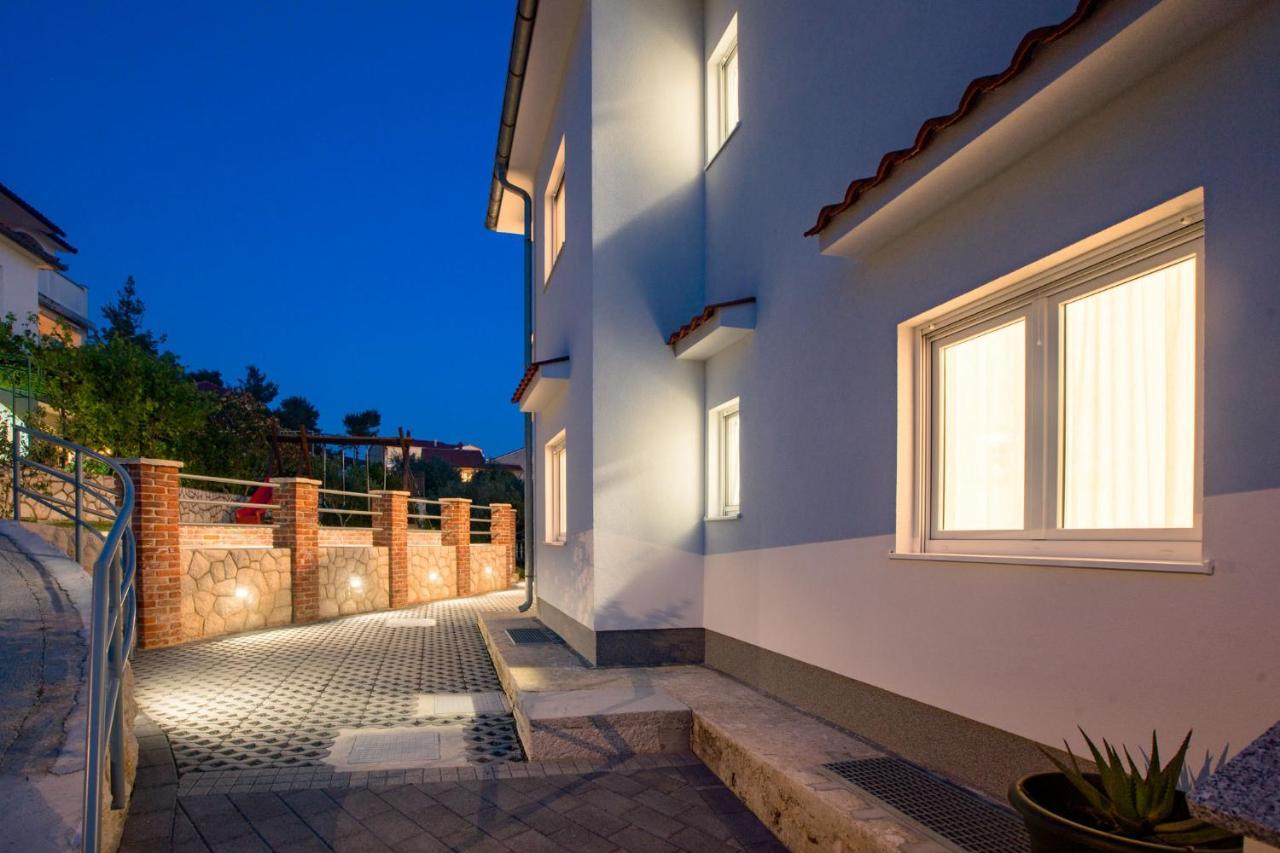 לופאר Apartmani Villa Zora מראה חיצוני תמונה