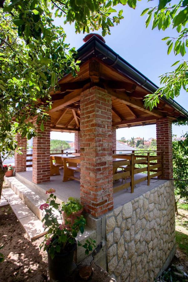 לופאר Apartmani Villa Zora מראה חיצוני תמונה